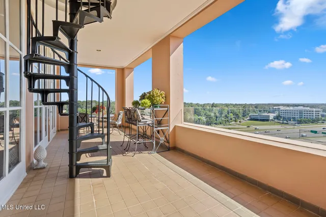 $550,000 | 1200 Meadowbrook Road, Unit 49, Jackson, MS 39206