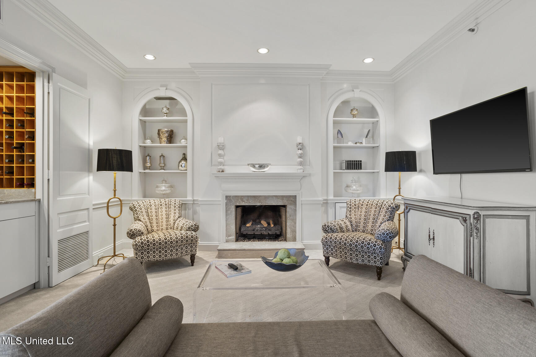 1200 Meadowbrook Road, Unit 49 Jackson, MS 39206 - Photo 6 of 40 49 Barrington-5