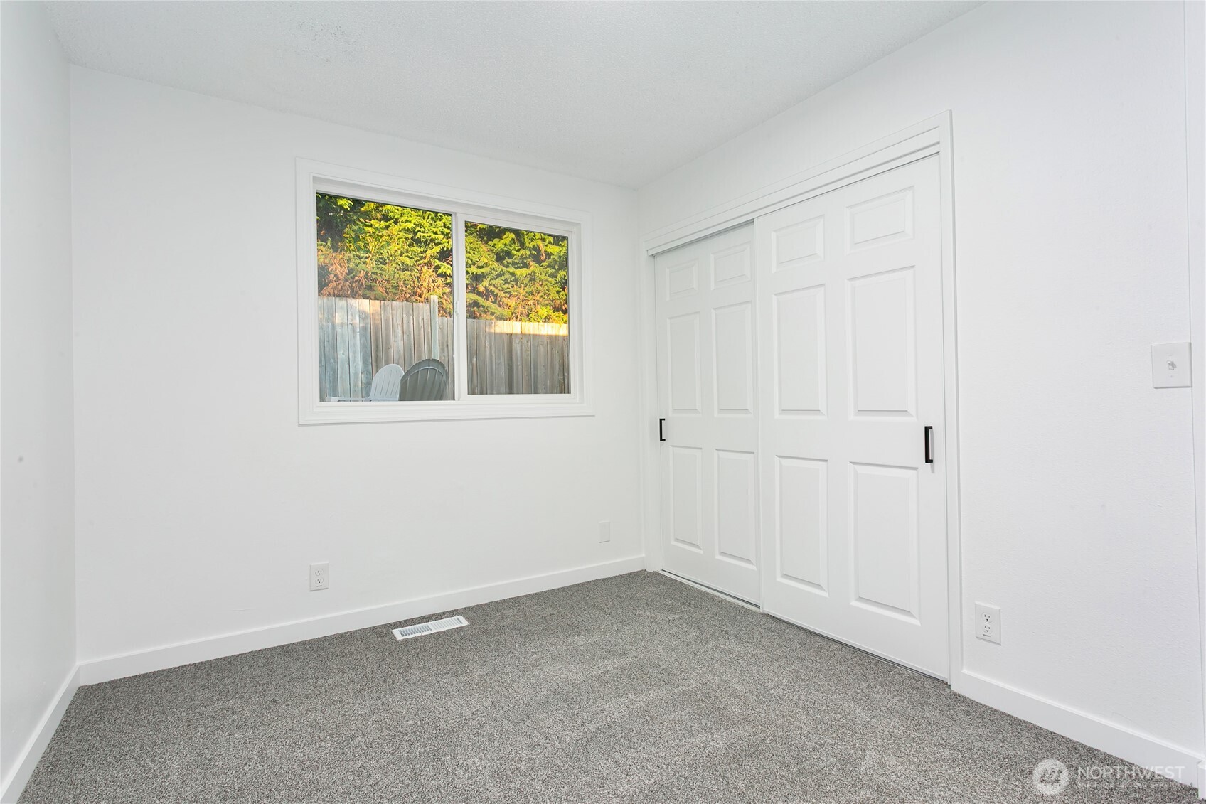 359 Del Monte Avenue Fircrest, WA 98466 - Photo 24 of 38