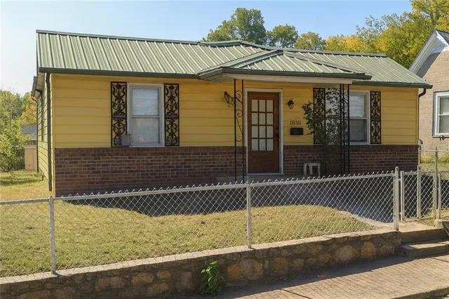 $175,000 | 1839 Poplar Street, Lexington, MO 64067