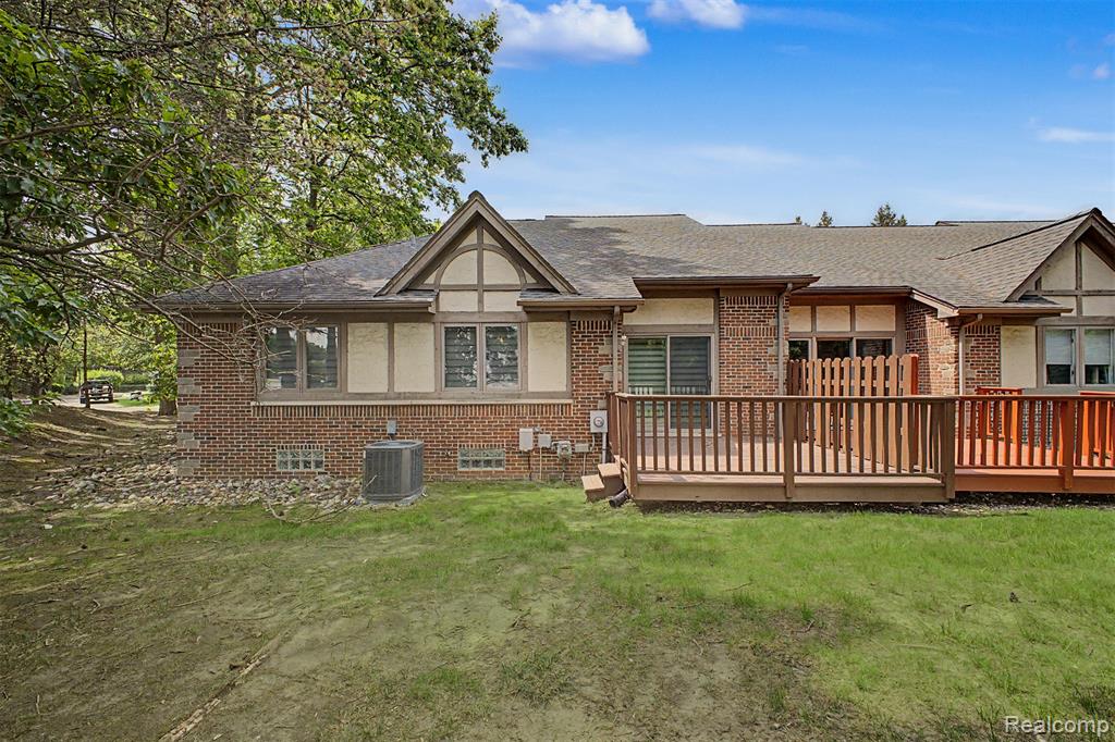 816 North Beech Daly Road Dearborn Heights, MI 48127 - Photo 43 of 47