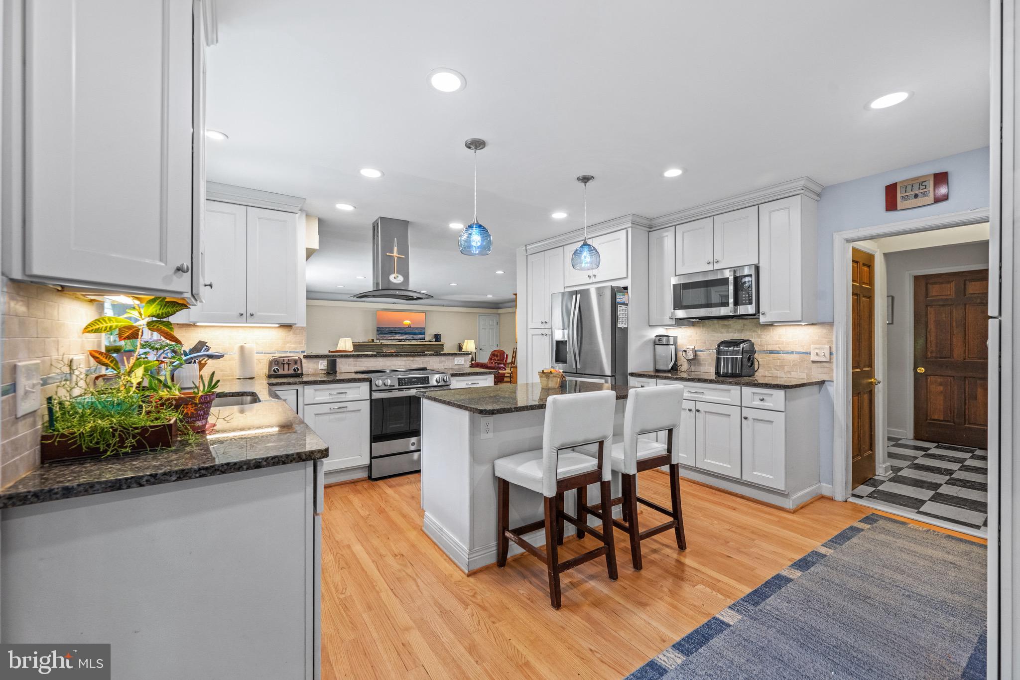 717 Hillen Road Baltimore, MD 21286 - Photo 12 of 61 Gallery Image 12