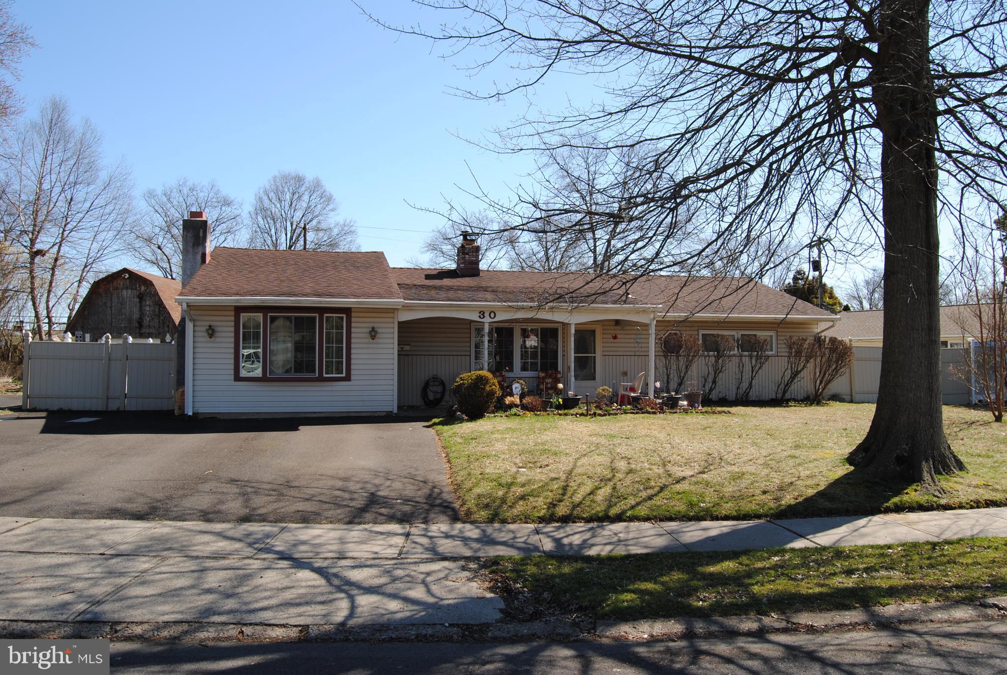 30 Bittersweet Road Levittown, PA 19057 - Photo 2 of 32 Gallery Image 2