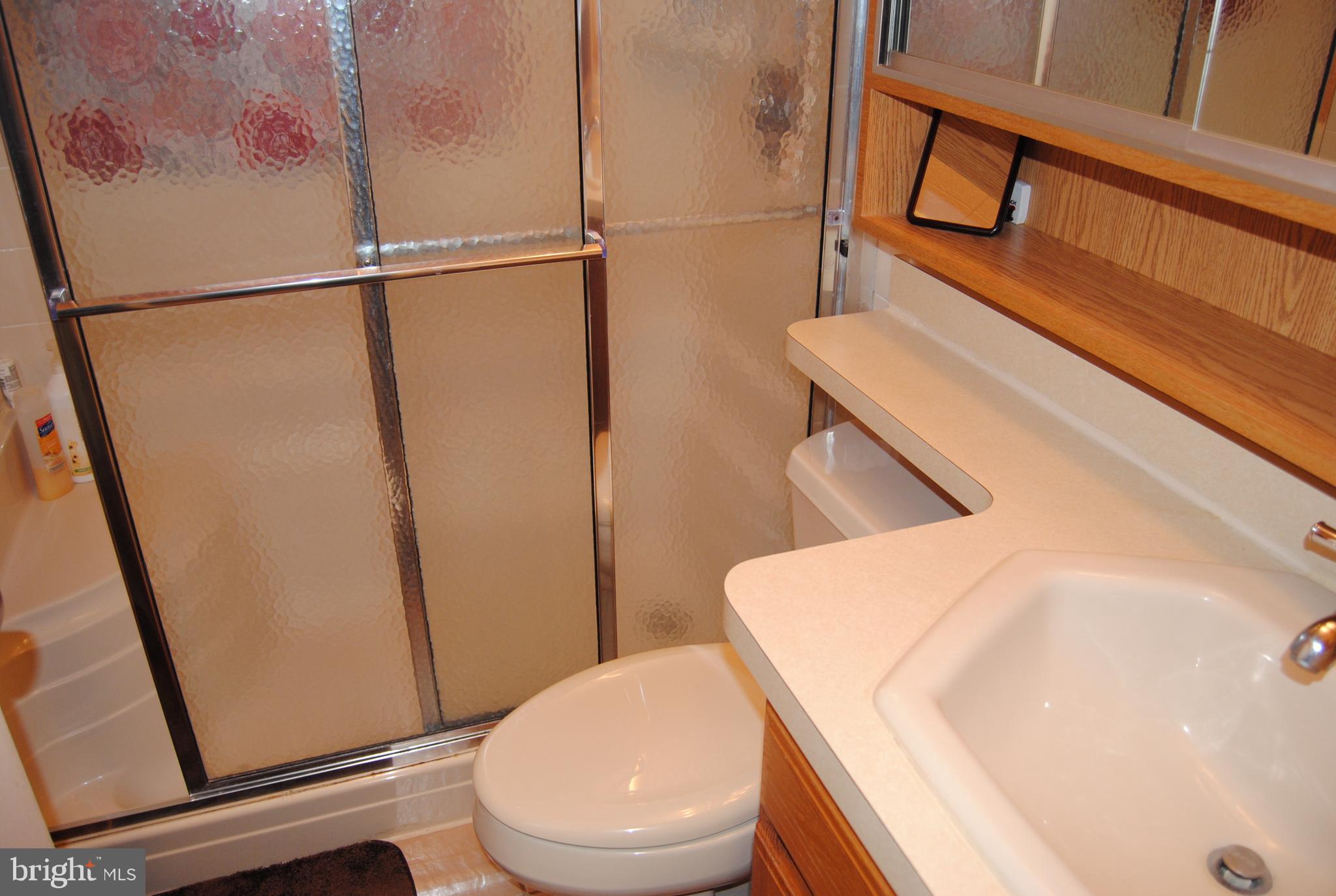 30 Bittersweet Road Levittown, PA 19057 - Photo 12 of 32 Gallery Image 12