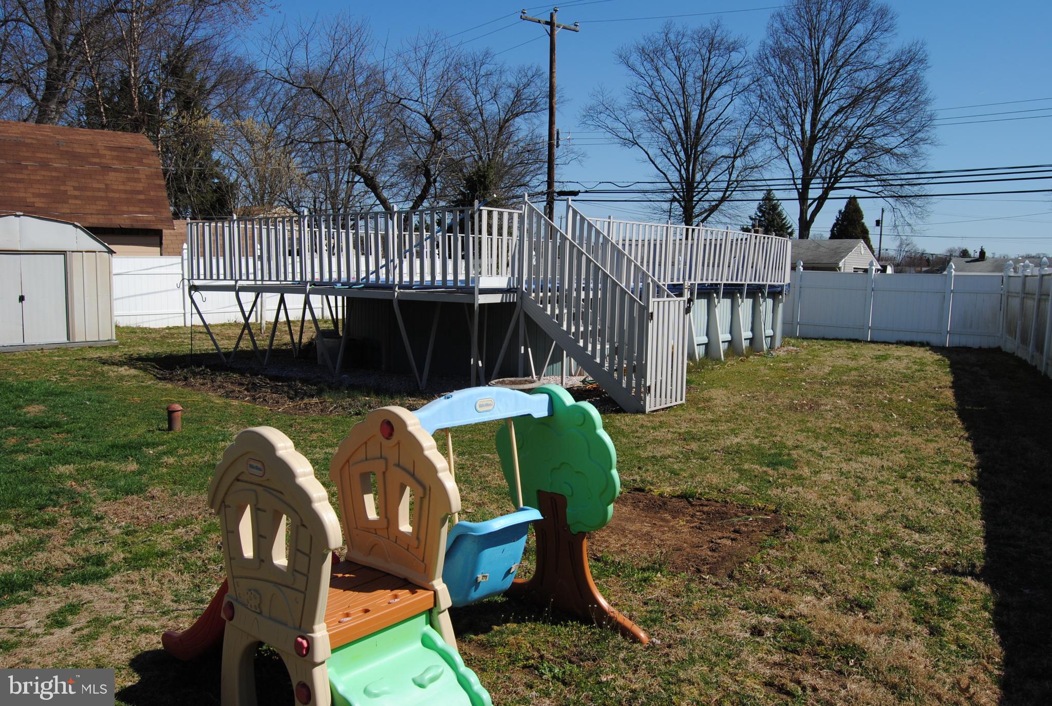 30 Bittersweet Road Levittown, PA 19057 - Photo 27 of 32 Gallery Image 27