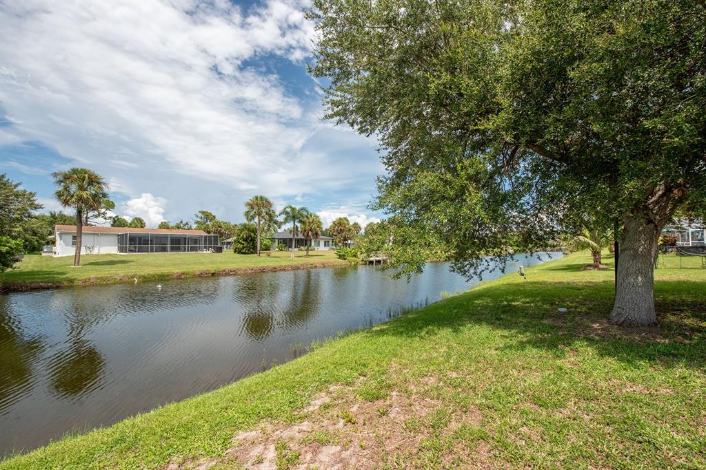 199 Caddy Road Rotonda West, FL 33947 - Photo 51 of 82 Gallery Image 51