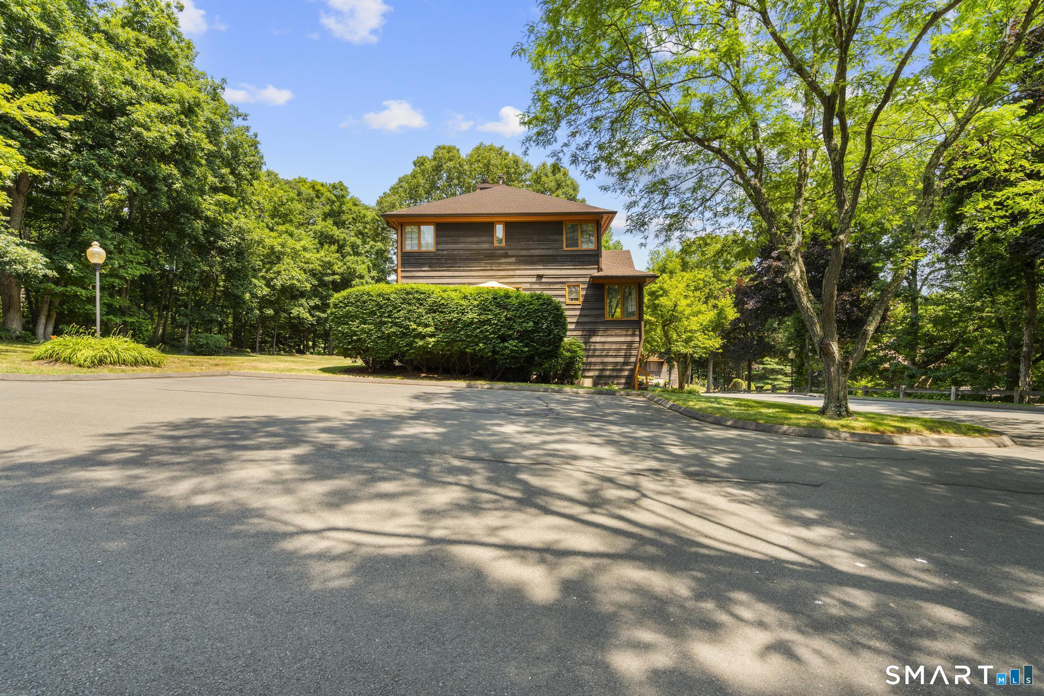 25 Tamarac Ridge Circle, Unit 25 Shelton, CT 06484 - Photo 29 of 33