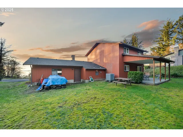 $530,000 | 9215 6th Street, Bay City, OR 97107