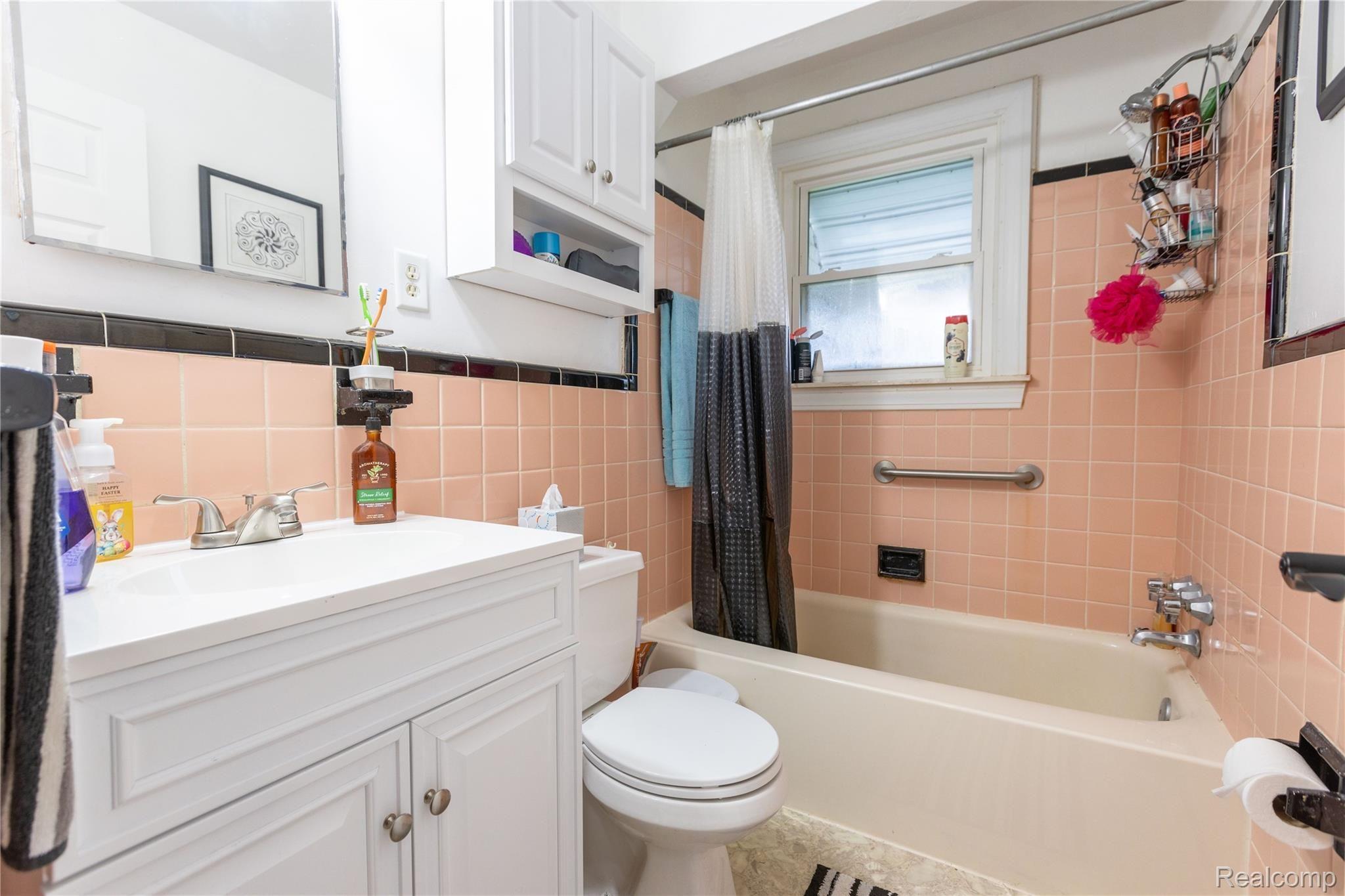 17544 Reno Street Riverview, MI 48193 - Photo 8 of 18 17544 Reno, Riverview (8 of 18).jpg