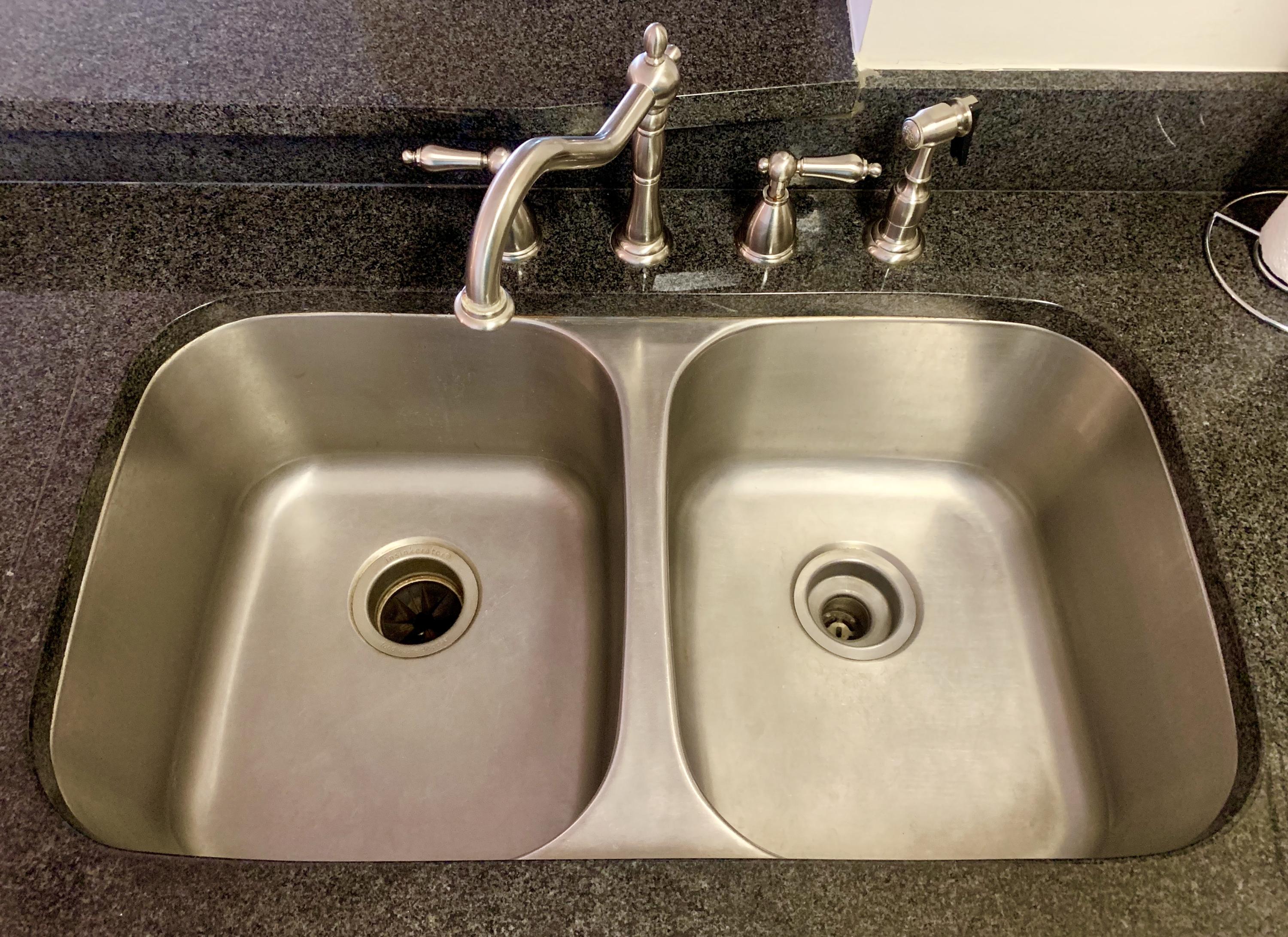 1984 Folly Road, Unit B206 Charleston, SC 29412 - Photo 16 of 39 fullsizeoutput_5c67