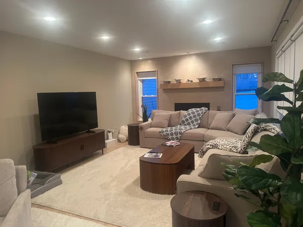 $3,990 | 16634 Imperial Court, Lakeville, MN 55044