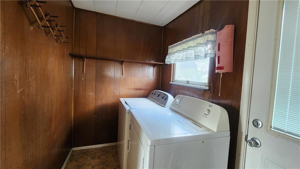 726 North 4th Street Apollo, PA 15613 - Photo 11 of 15 a bathroom with a sink and a mirror