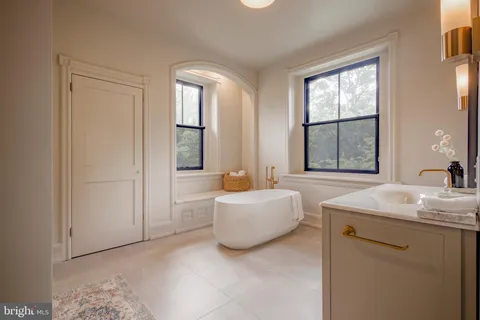 $1,895,000 | 148 West Highland Avenue, Philadelphia, PA 19118
