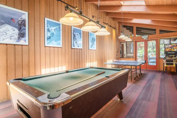 $1,250,000 | 221 Canyon Boulevard, Unit 230, Mammoth Lakes, CA 93546