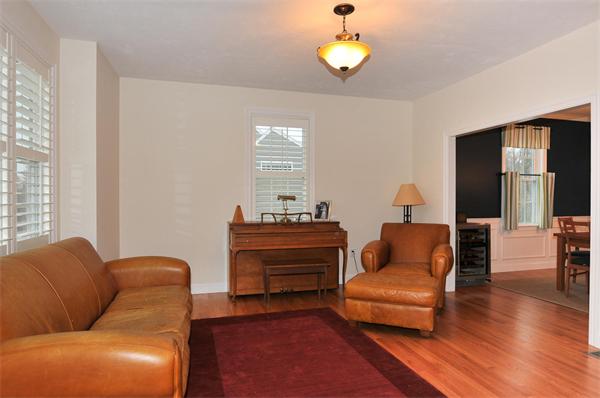 35 Ridgewood Street Ashland, MA 01721 - Photo 2 of 15