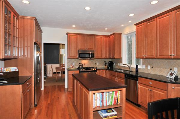 35 Ridgewood Street Ashland, MA 01721 - Photo 4 of 15