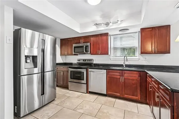 $2,100 | 6468 Avenue B, New Orleans, LA 70124