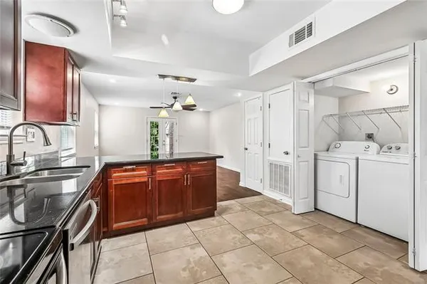$2,100 | 6468 Avenue B, New Orleans, LA 70124