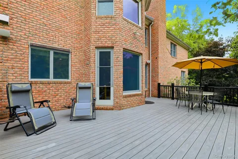 $2,795,000 | 19 Shelley Lane, West Harrison, NY 10604