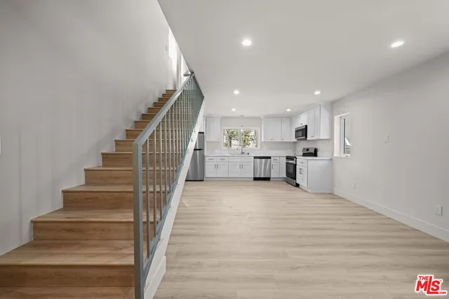 $4,395 | 1507 Edris Drive, Unit ADU, Los Angeles, CA 90035