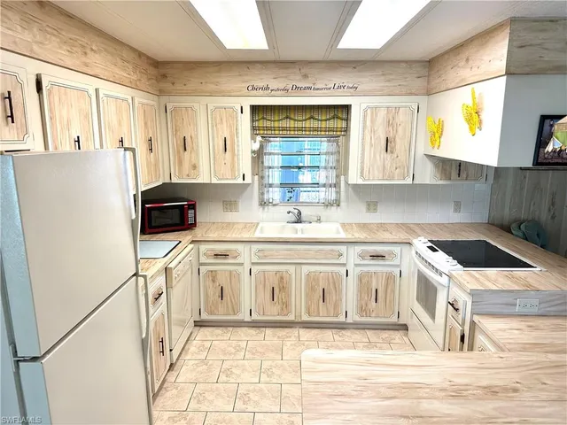 $185,000 | 26212 Colony Road, Bonita Springs, FL 34135