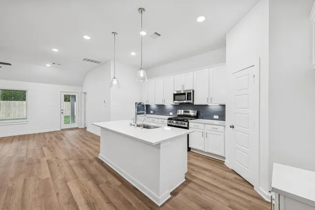 $324,990 | 973 Garden Path Drive, Willis, TX 77378