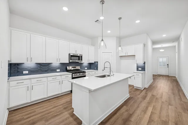 $324,990 | 973 Garden Path Drive, Willis, TX 77378