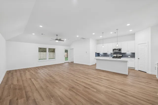 $324,990 | 973 Garden Path Drive, Willis, TX 77378