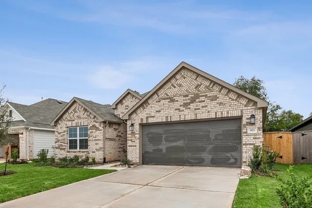 $324,990 | 973 Garden Path Drive, Willis, TX 77378