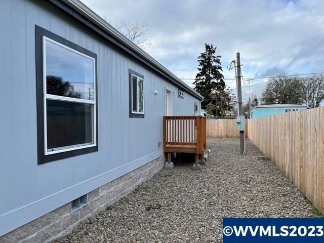 2209 Front Avenue Northeast Albany, OR 97321 - Photo 5 of 32