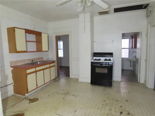 $96,000 | 1807 Lodi Street, Syracuse, NY 13208