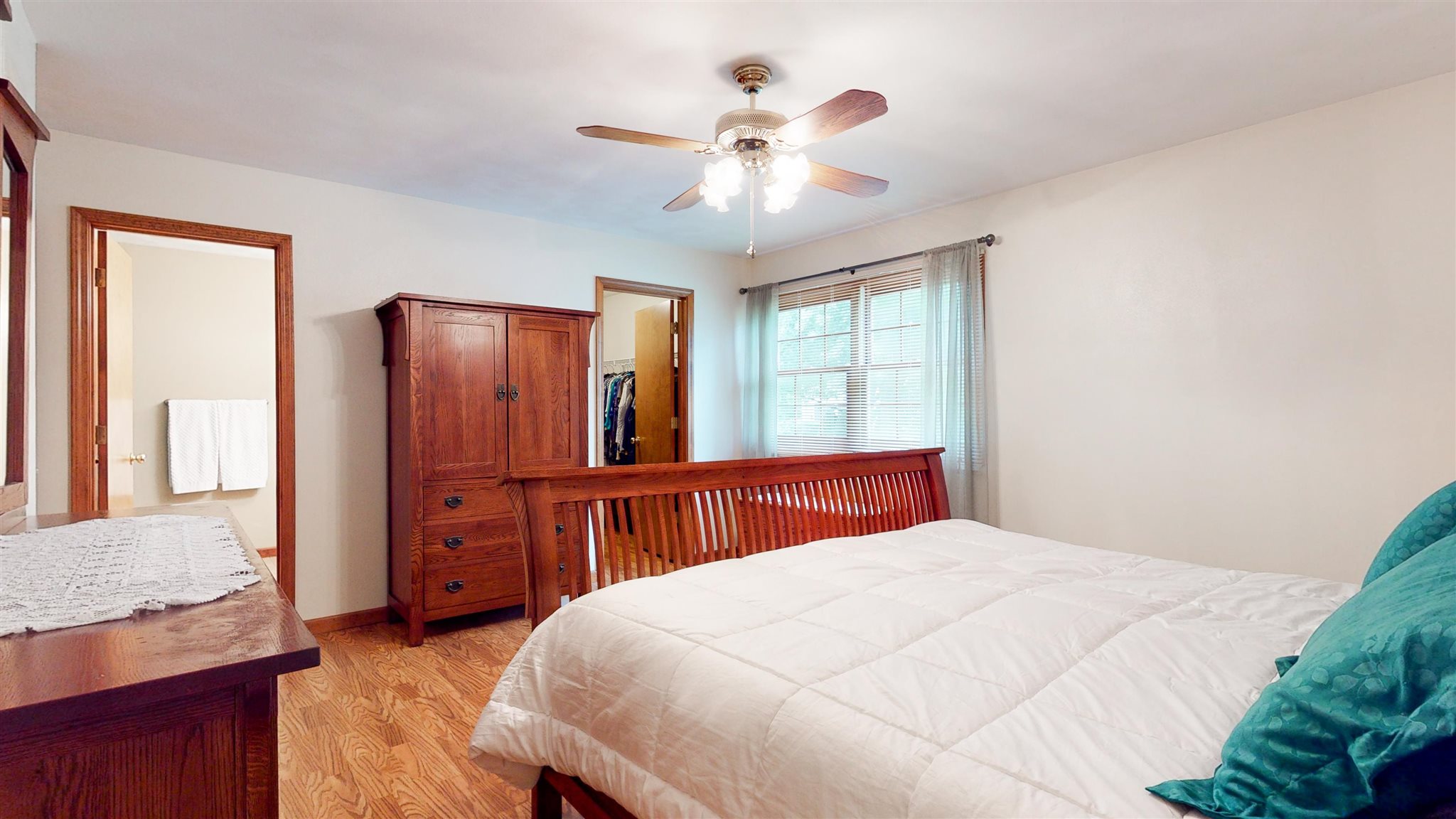 1010 Westgate Road Washington, IL 61571 - Photo 22 of 33 Gallery Image 22