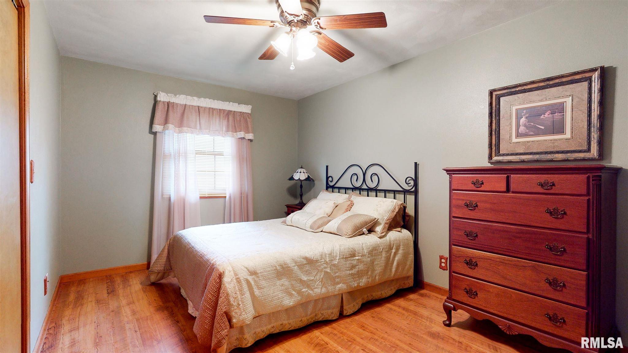 1010 Westgate Road Washington, IL 61571 - Photo 25 of 33 Gallery Image 25