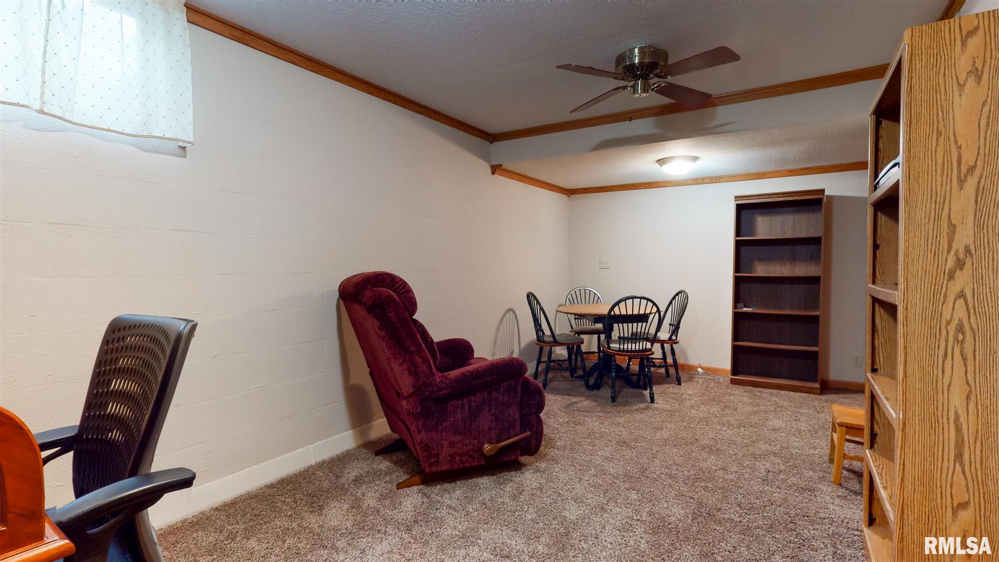 1010 Westgate Road Washington, IL 61571 - Photo 29 of 33 Gallery Image 29