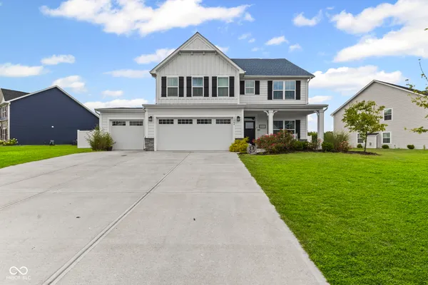 $435,000 | 7264 West Beyers Court, New Palestine, IN 46163