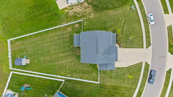 $435,000 | 7264 West Beyers Court, New Palestine, IN 46163