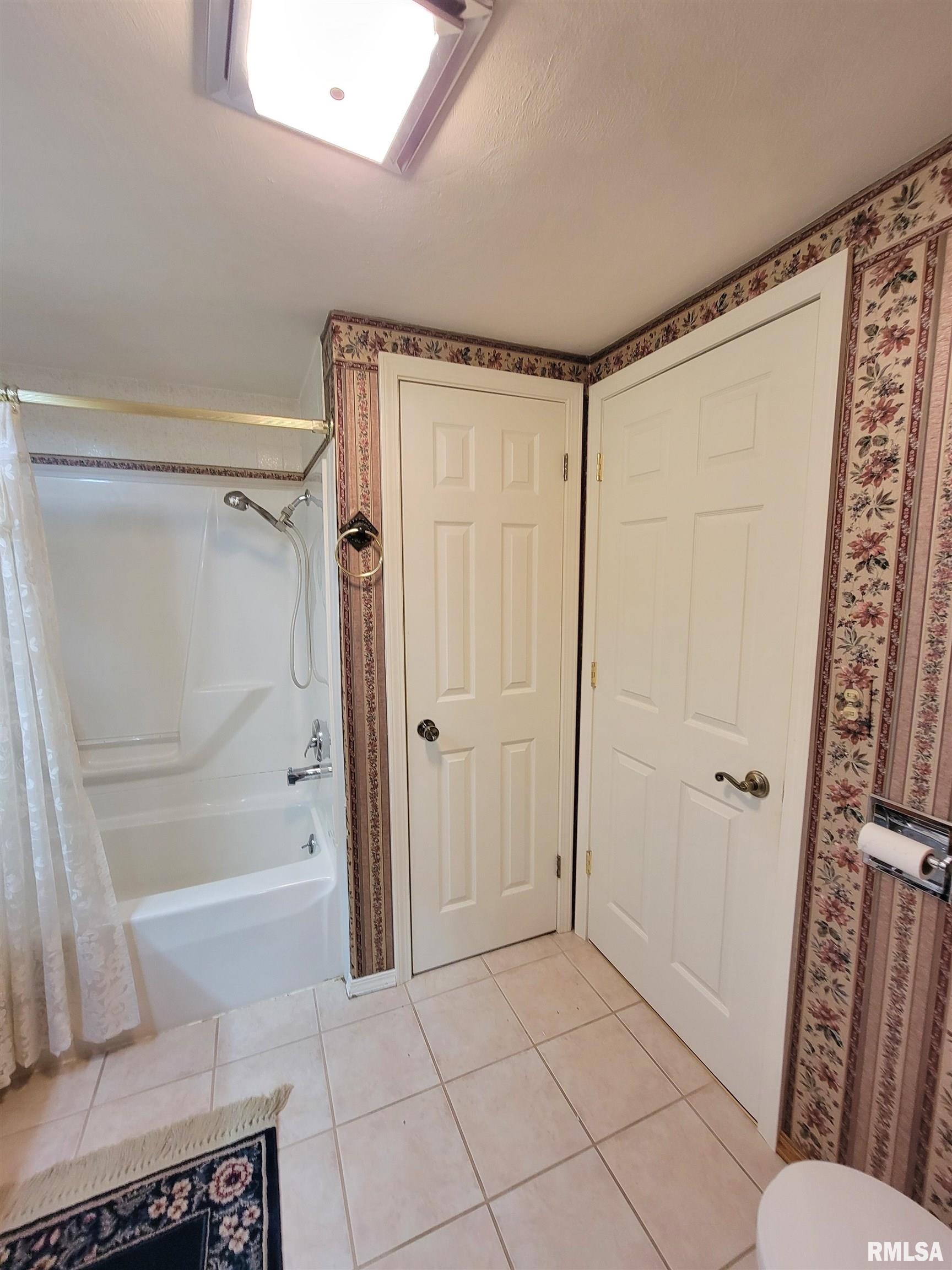 325 South 5th Street Southwest Clay City, IL 62824 - Photo 52 of 87