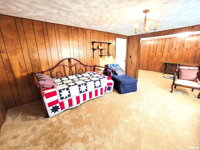 $150,000 | 325 South 5th Street Southwest, Clay City, IL 62824