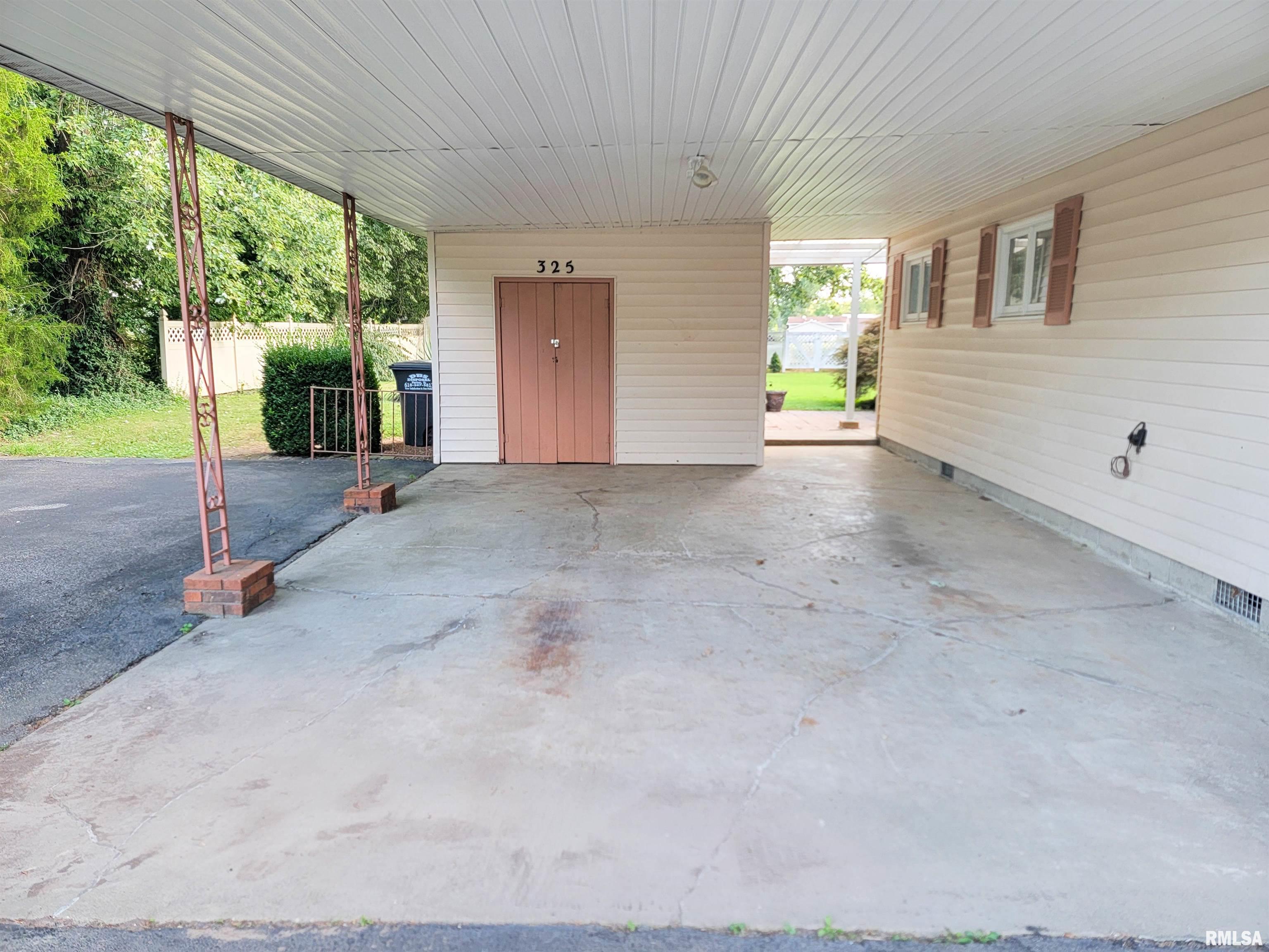 325 South 5th Street Southwest Clay City, IL 62824 - Photo 68 of 87