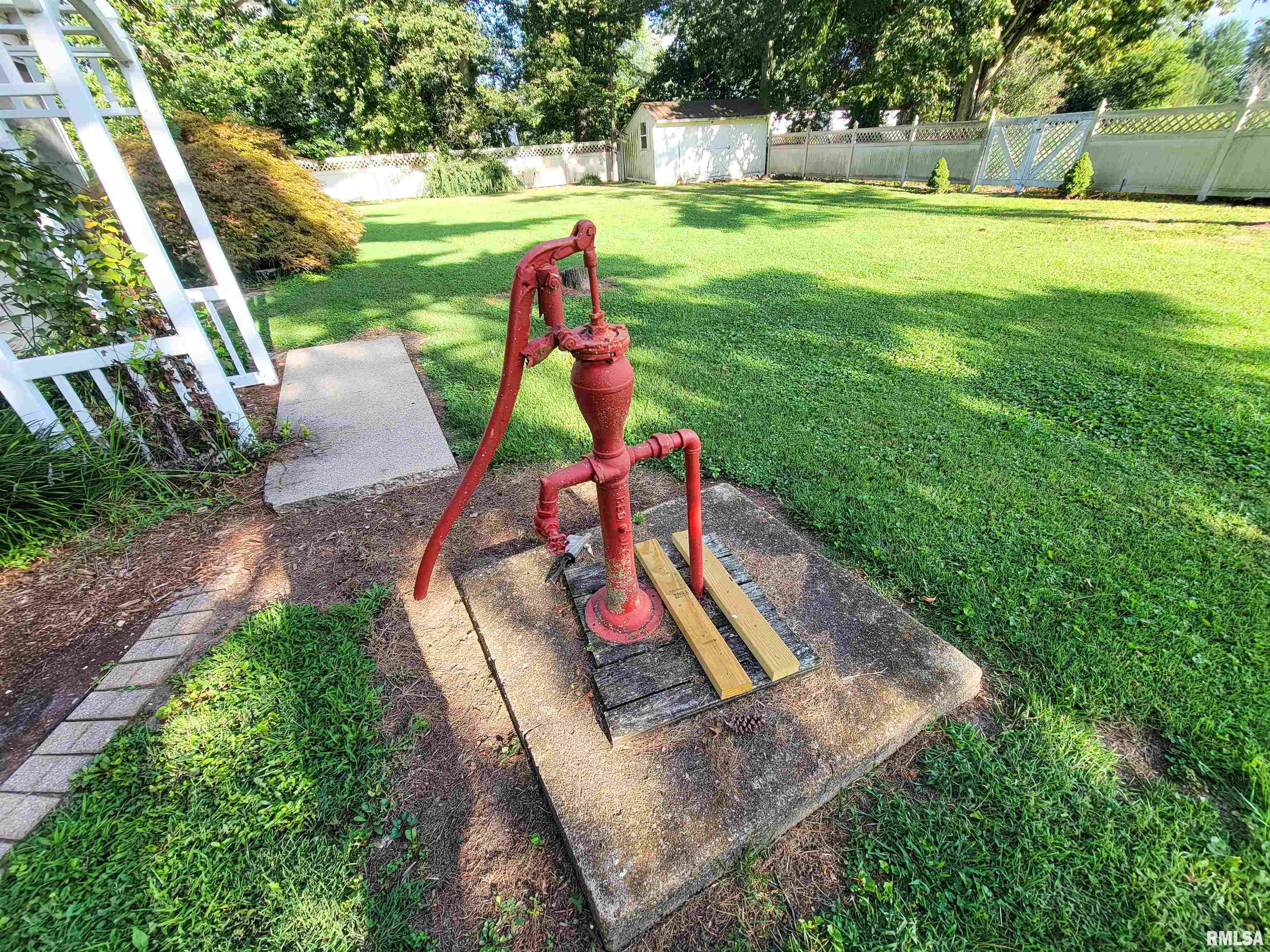 325 South 5th Street Southwest Clay City, IL 62824 - Photo 75 of 87