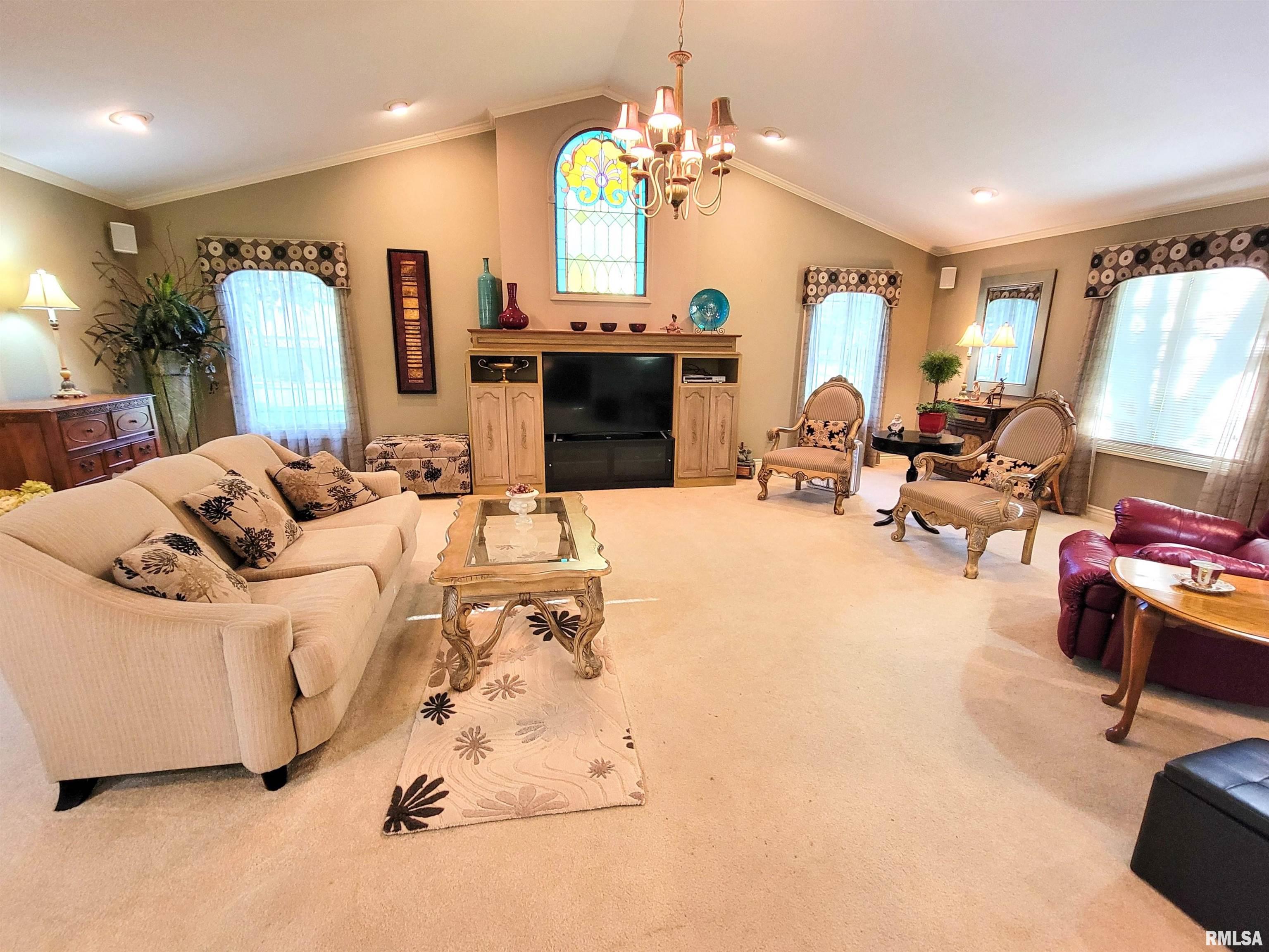 325 South 5th Street Southwest Clay City, IL 62824 - Photo 8 of 87