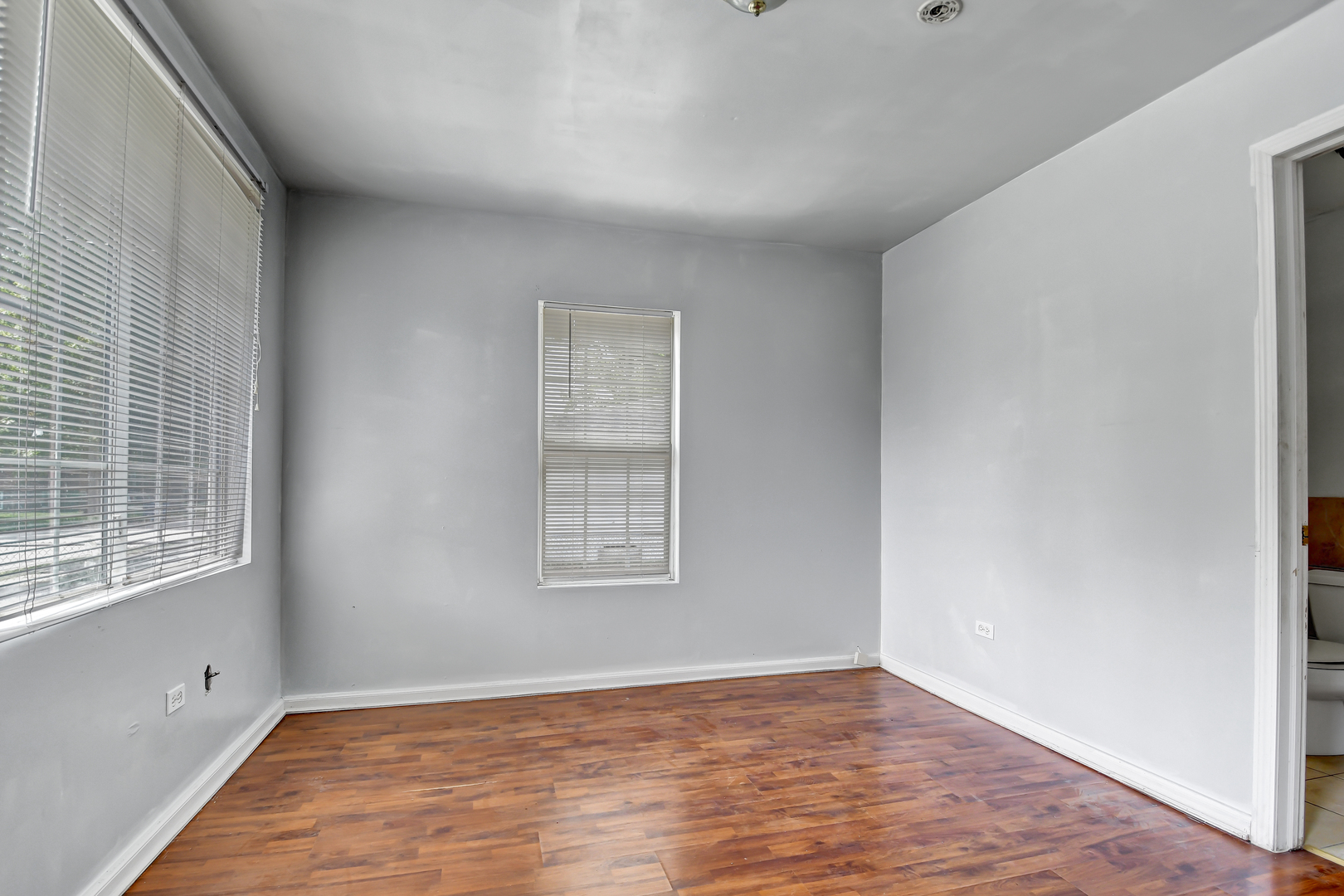 557 Division Street Crete, IL 60417 - Photo 9 of 19 Gallery Image 9