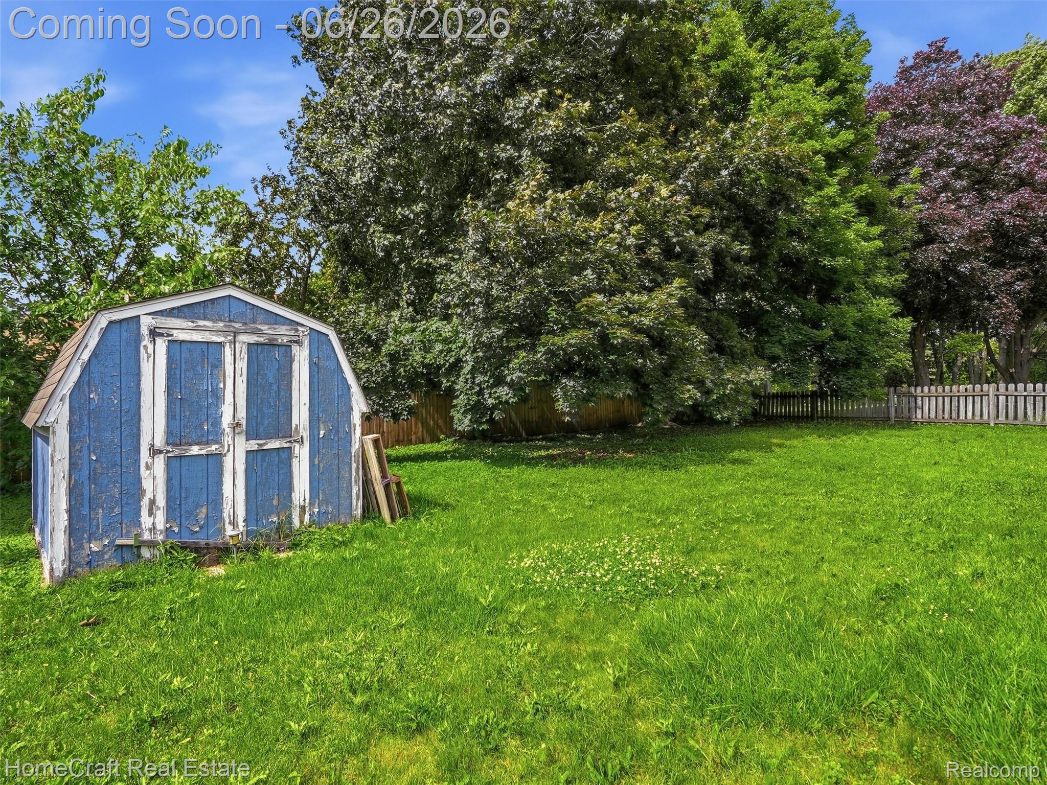 41462 Simcoe Drive Canton, MI 48188 - Photo 7 of 10 24-DSC01552.jpg