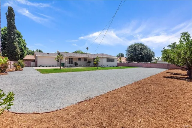 $4,950 | 13161 Crestline Drive, Santa Ana, CA 92705