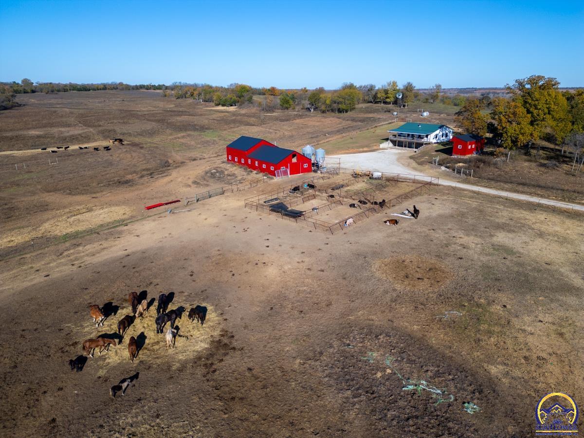 20031 South Berryton Road Lyndon, KS 66451 - Photo 82 of 98