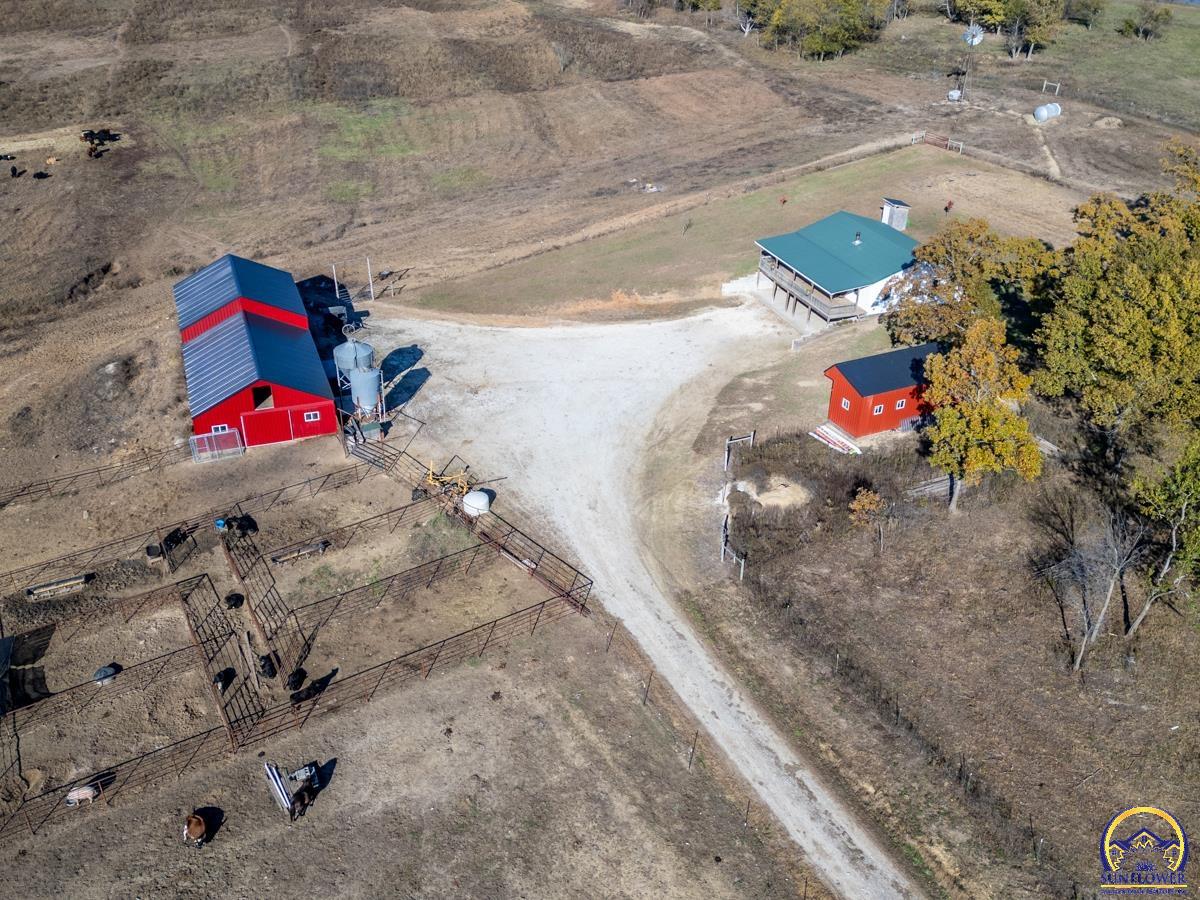 20031 South Berryton Road Lyndon, KS 66451 - Photo 86 of 98