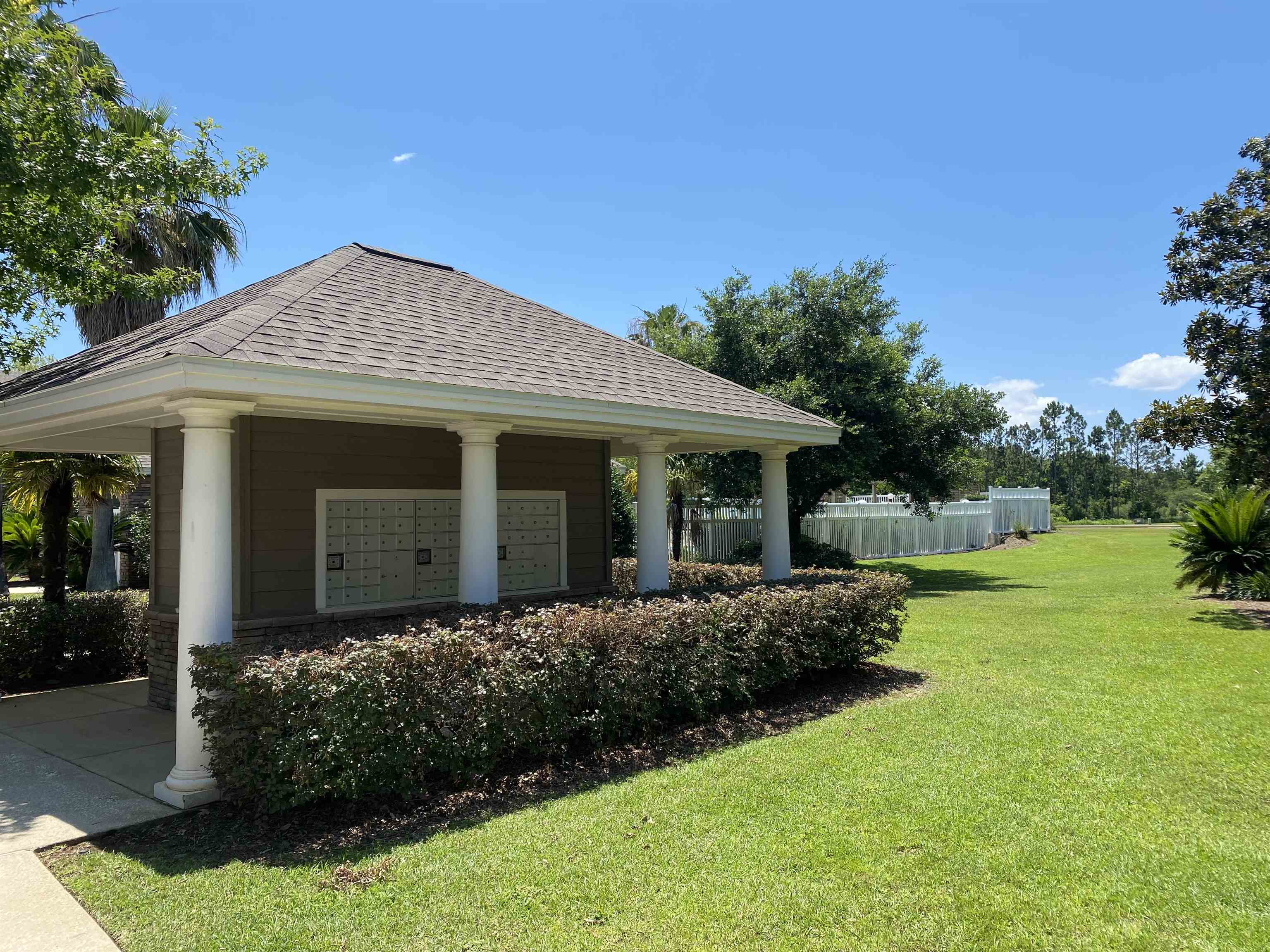 450 Park Avenue, Unit 209 Foley, AL 36535 - Photo 8 of 9 Mail shed
