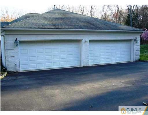 44 Agress Road Millstone Township, NJ 08535 - Photo 10 of 12 Gallery Image 10