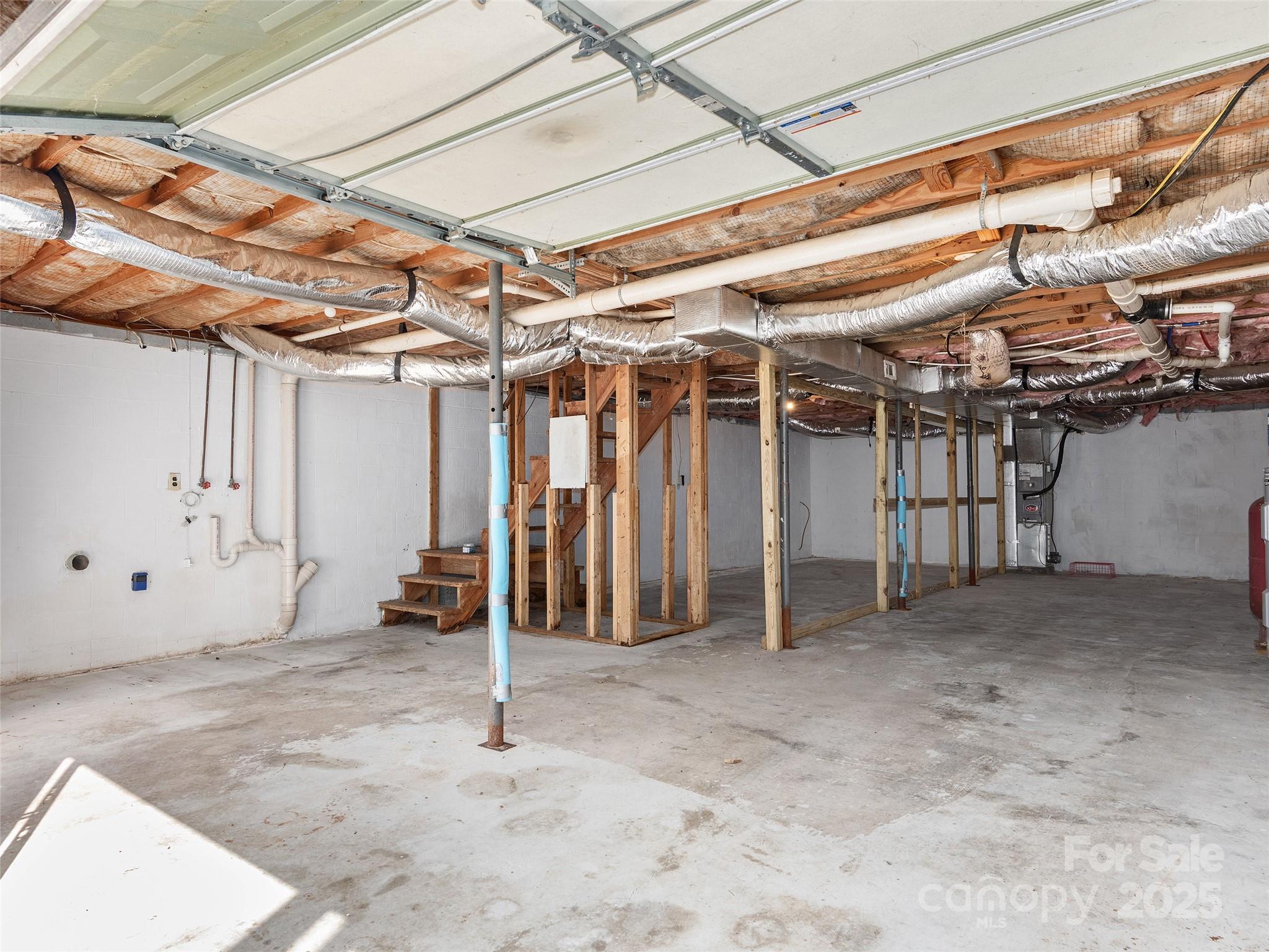 54 Sam King Road Hendersonville, NC 28739 - Photo 13 of 27 Gallery Image 13