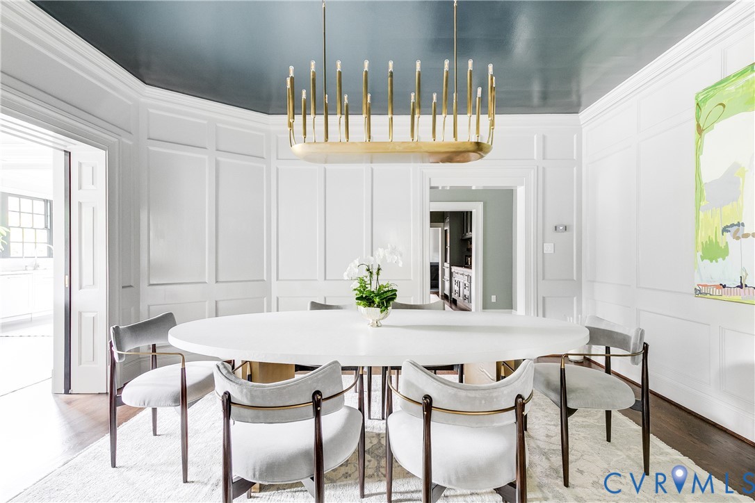 6 Berkshire Road Richmond, VA 23221 - Photo 9 of 66 a view of a dining room with furniture and chandelier
